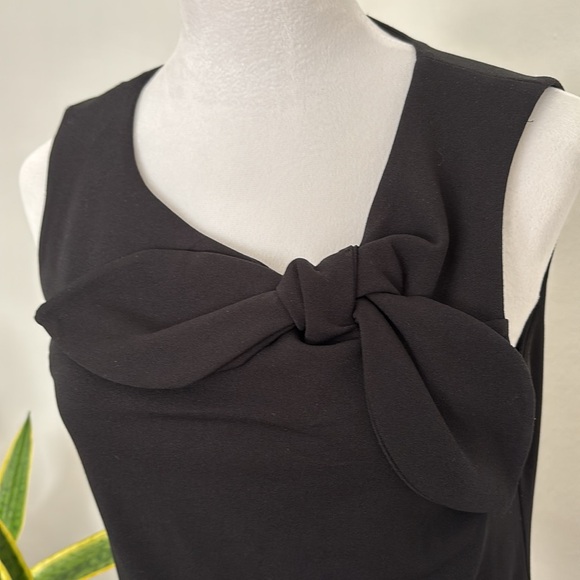 Banana Republic Women's Ponte Black Pullover Top Bow Neckline Sleeveless, Size S - Picture 2 of 6